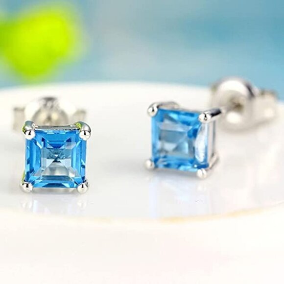 18k White Gold Plated Lake Blue Square Stud Earrings - Picture 3 of 4